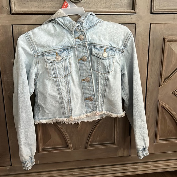 Jean jacket - Picture 1 of 3